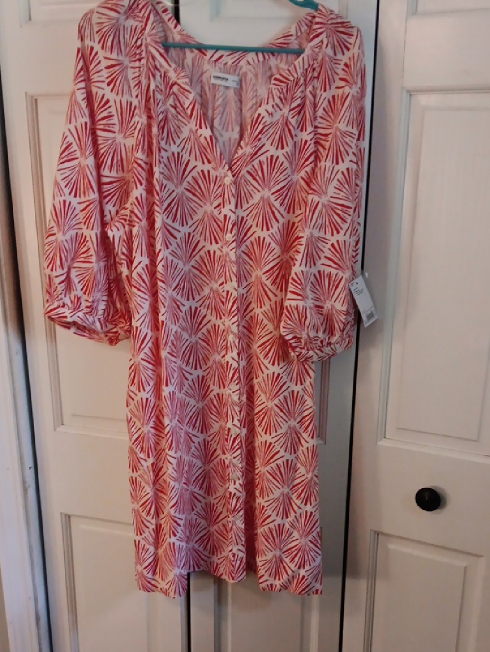 Women’s Floral Print V-Neck Dress in Red and White